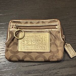 Coach poppy wallet in gold trim and canvas